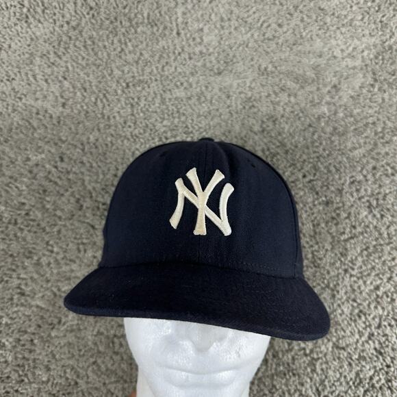 VTG New York Yankees New Era Hat Mens 7 1/2 Blue Fitted Baseball Cap 00s USA - Picture 1 of 11